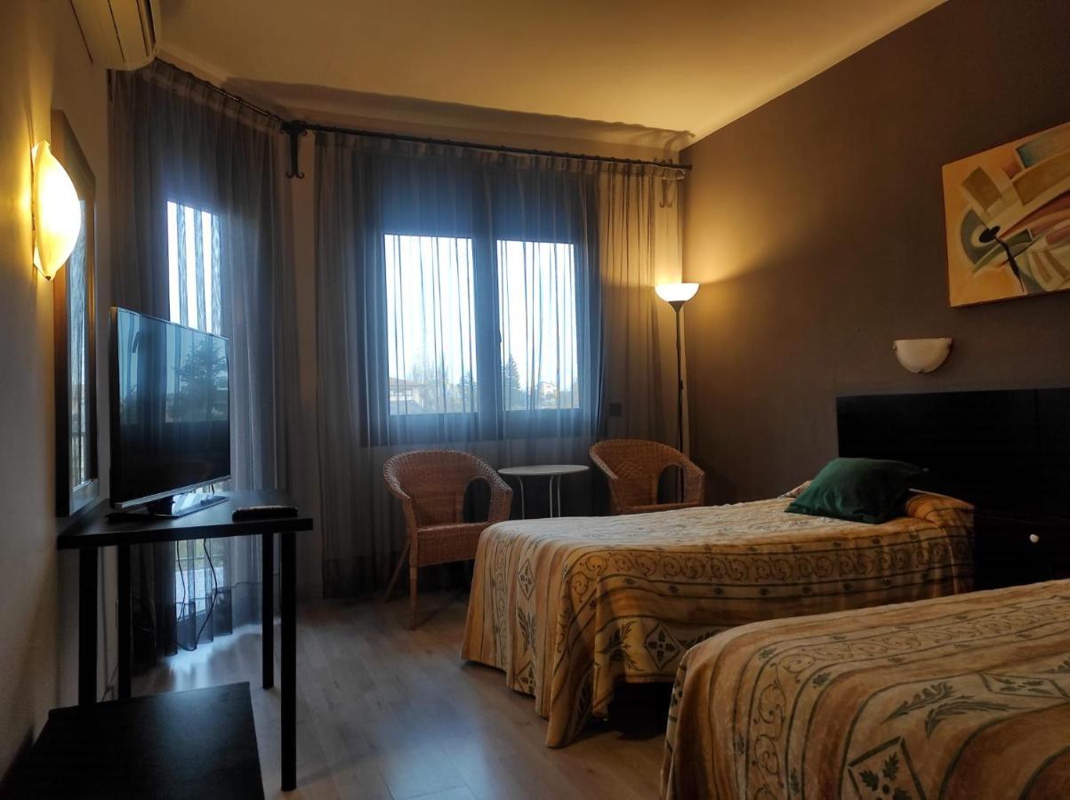 Hotel Gran Sol Solsona Dış mekan fotoğraf