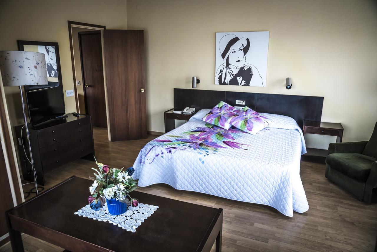 Hotel Gran Sol Solsona Dış mekan fotoğraf